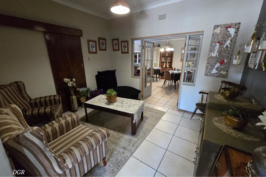 10 Bedroom Property for Sale in Rhodesdene Northern Cape